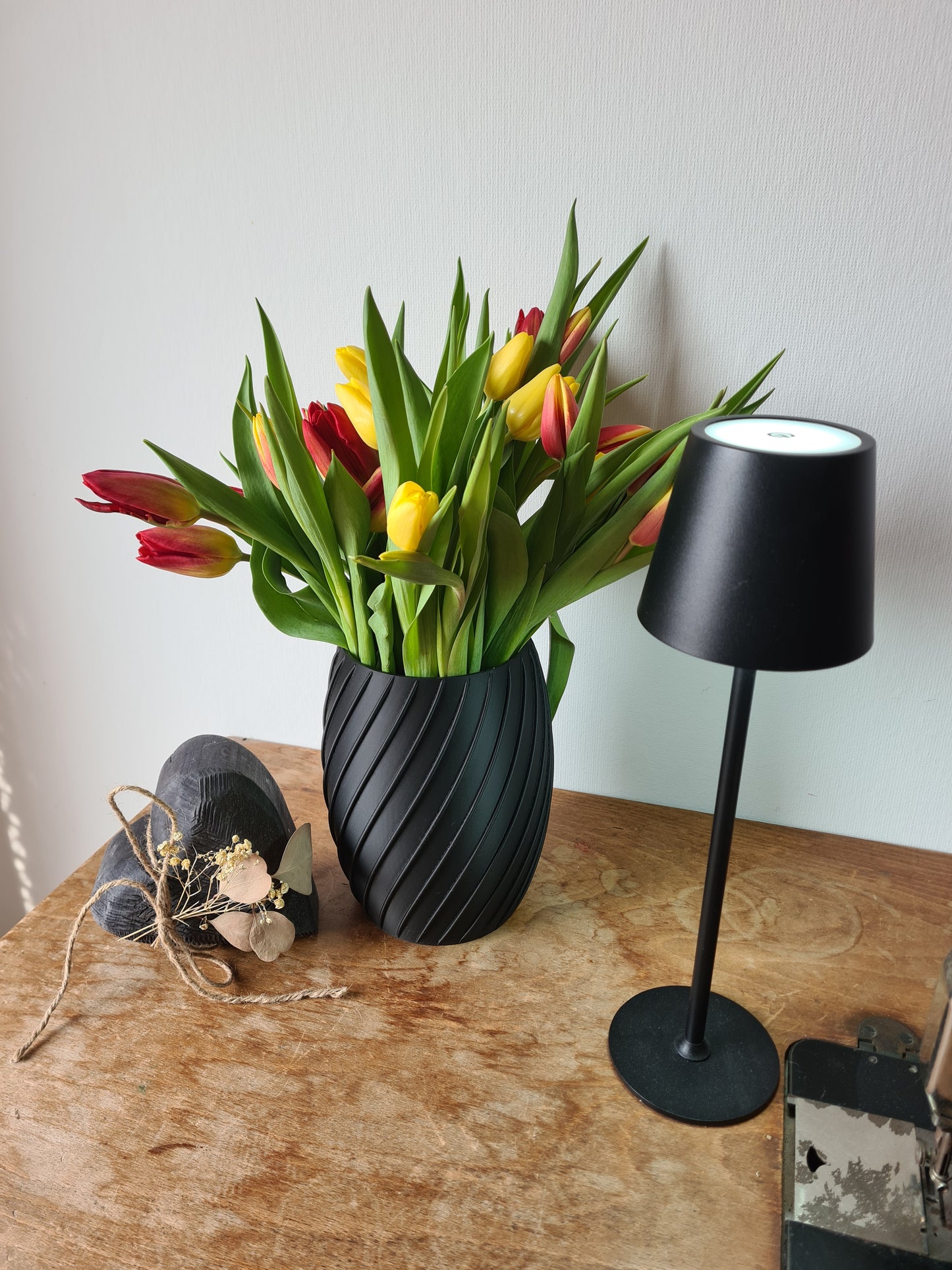 Design Vase "Barrel" 3D Timelessly Elegant