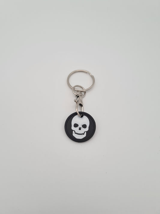 Einkaufswagenchip Totenkopf in Charcoal mit Motiv in Bone White – Schlüsselanhänger aus PLA von print3design