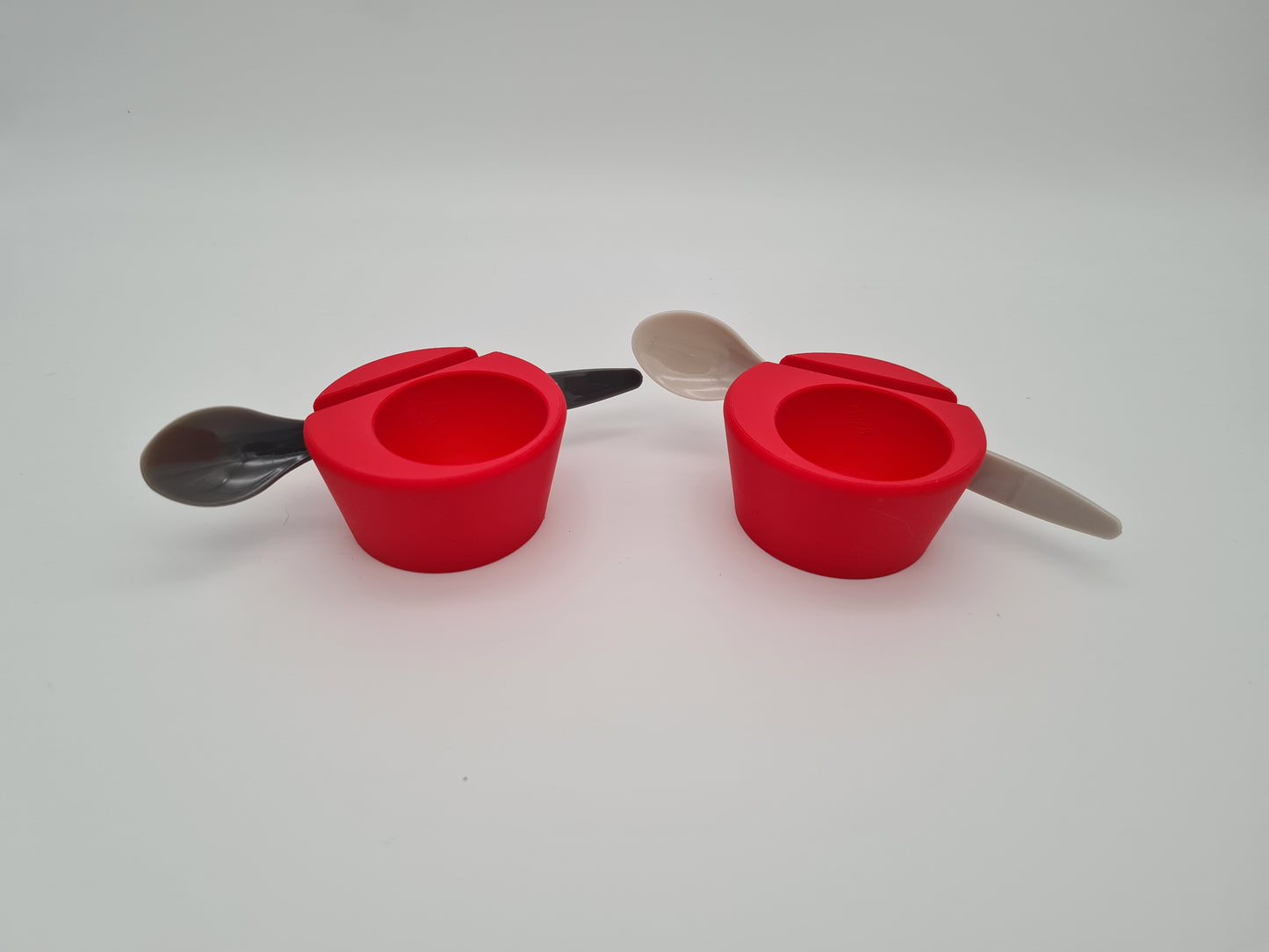 Egg cup "Eggcellence" 