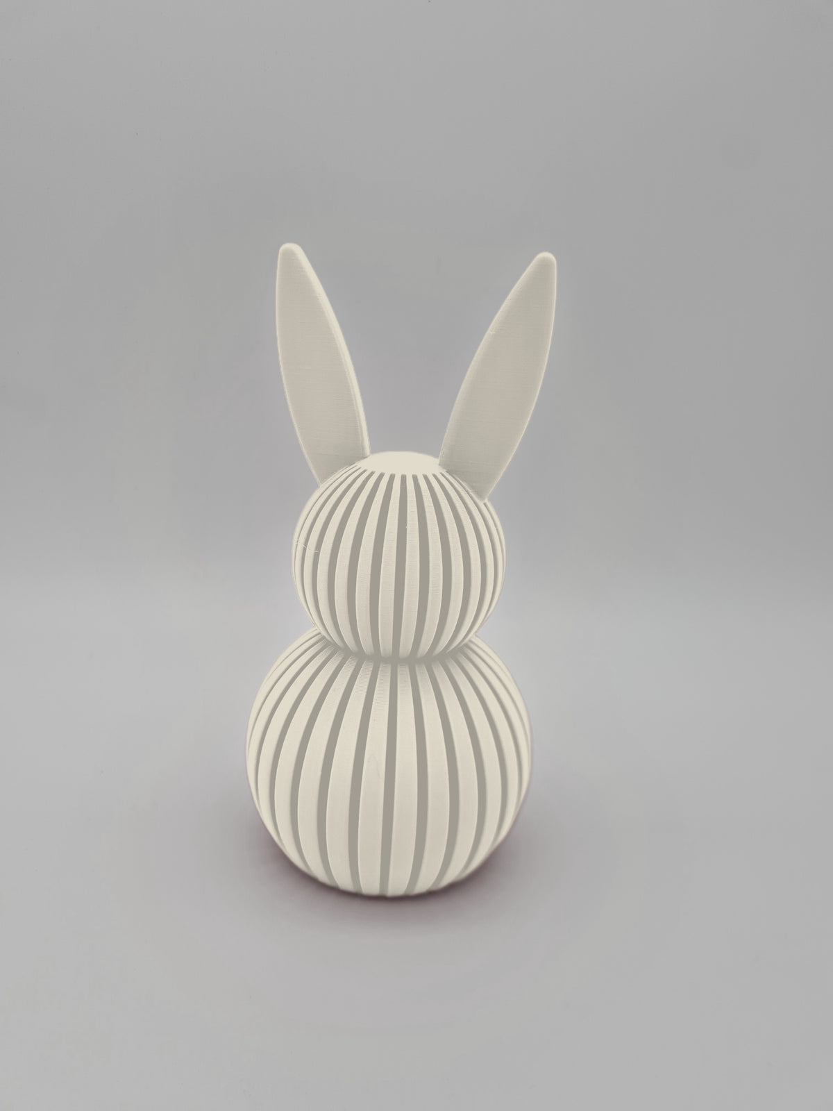 Deko-Osterhase in Bone White – moderne Osterdeko aus mattem PLA, 3D-Druck von print3design