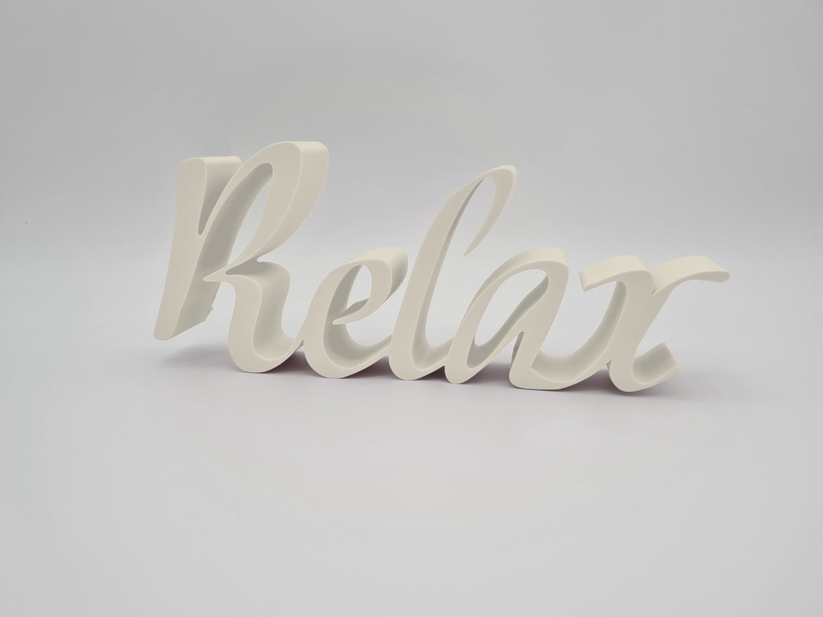 3D-Schriftzug „Relax“ in Bone White – Deko-Wort für Wand & Regal aus mattem PLA, 3D-Druck von print3design